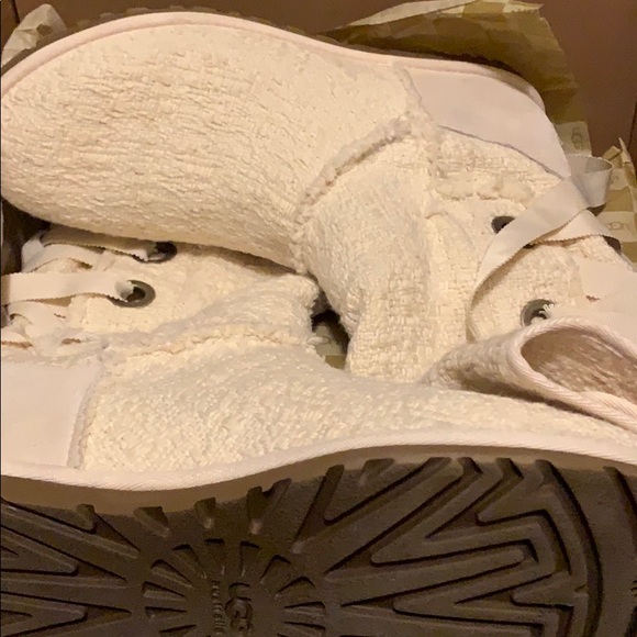 Bnib uggs - Picture 2 of 3